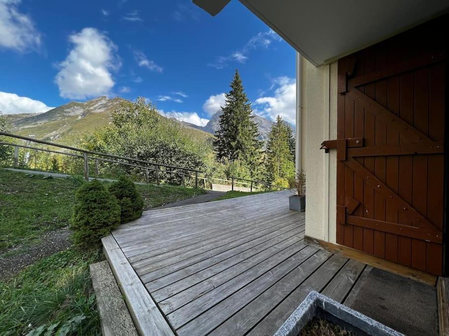 Appartement La Clusaz Avec Terrasse Sur Les Pistes De Ski Manigod Exterior foto